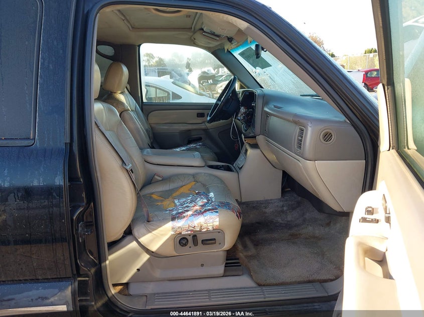 2000 Chevrolet Suburban 1500 Lt