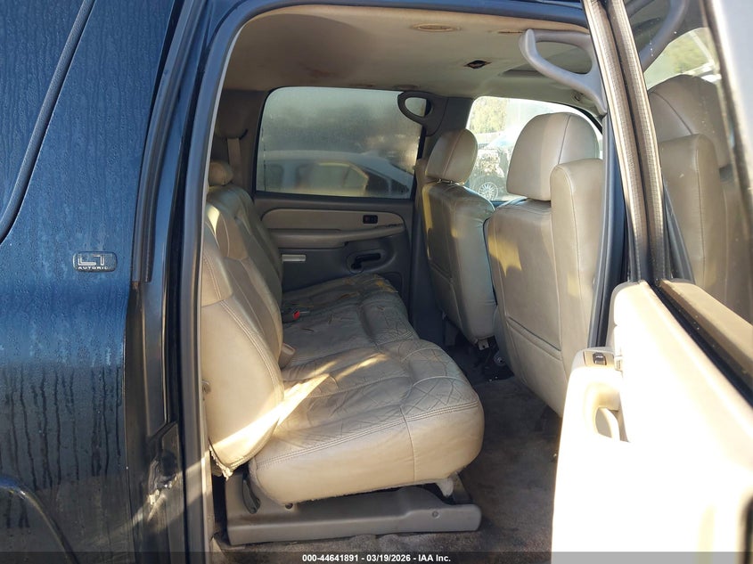 2000 Chevrolet Suburban 1500 Lt VIN: 3GNEC16T6YG205356 Lot: 44641891
