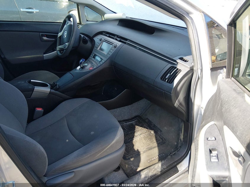 2014 Toyota Prius Two