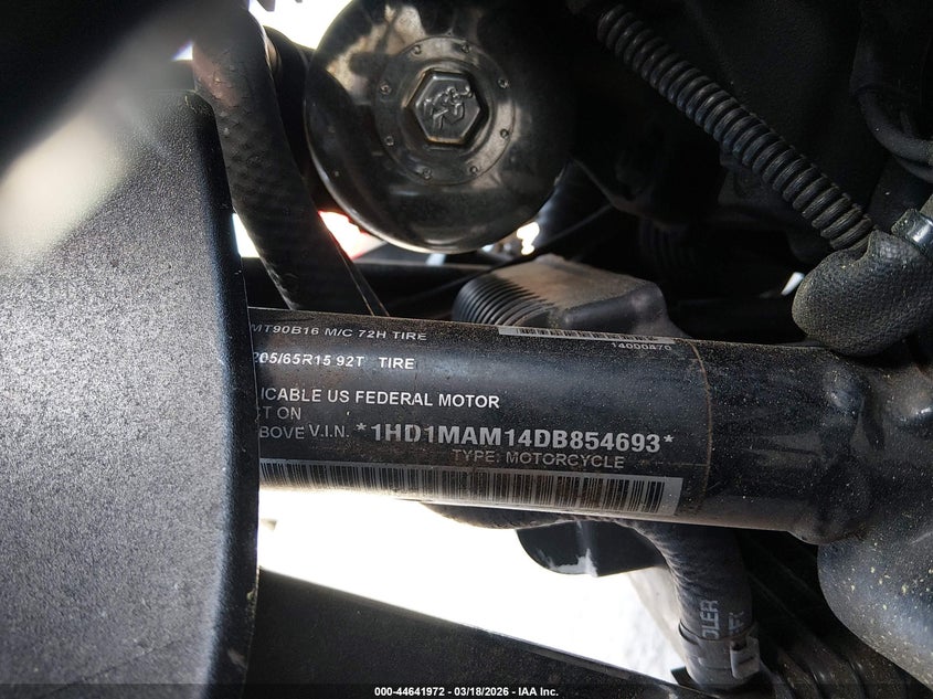 2013 Harley-Davidson Flhtcutg Tri Glide Ultra Classic VIN: 1HD1MAM14DB854693 Lot: 44641972