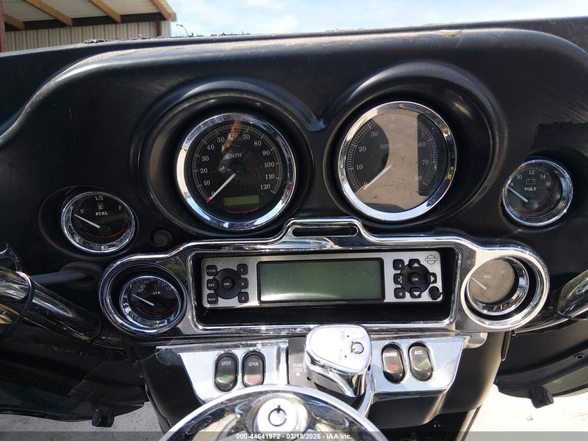 2013 Harley-Davidson Flhtcutg Tri Glide Ultra Classic VIN: 1HD1MAM14DB854693 Lot: 44641972