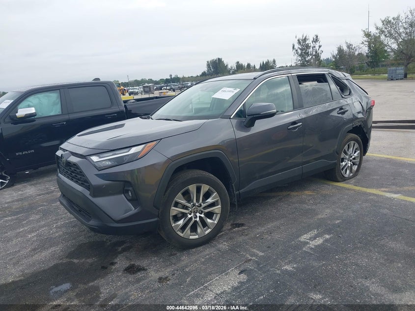 2024 Toyota Rav4 Xle Premium