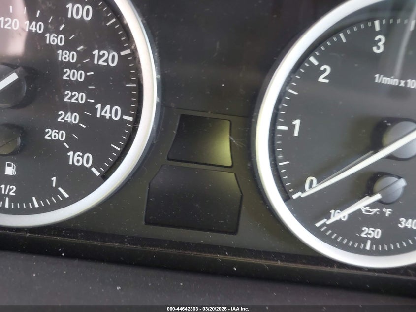 2005 BMW 645Ci VIN: WBAEH73445B215721 Lot: 44642303