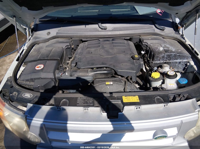 2006 Land Rover Lr3 V6 VIN: SALAE24436A408129 Lot: 44642351