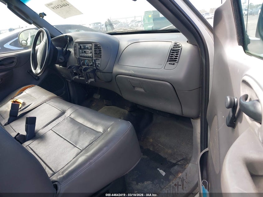 2003 Ford F-150 Xl/Xlt