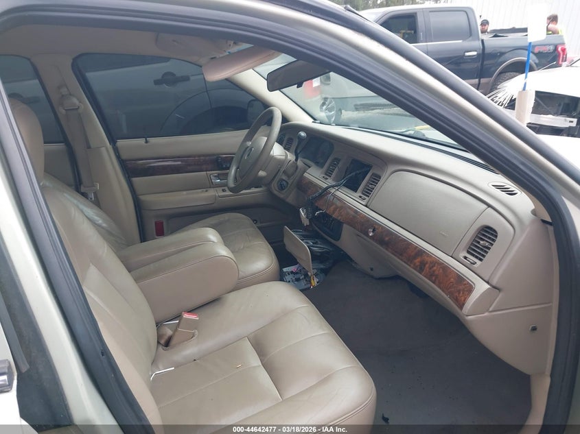 2005 MERCURY GRAND MARQUIS auction photo 5