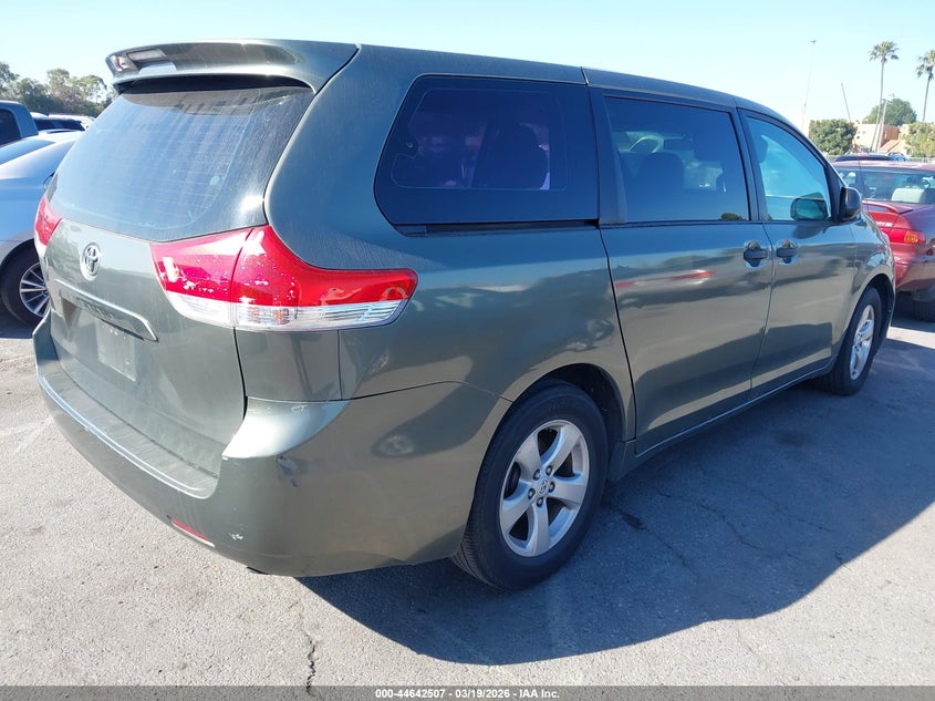 2011 Toyota Sienna