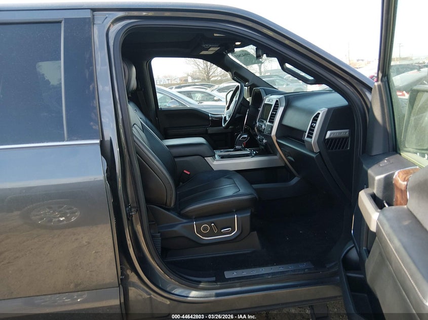 2017 Ford F-150 Platinum