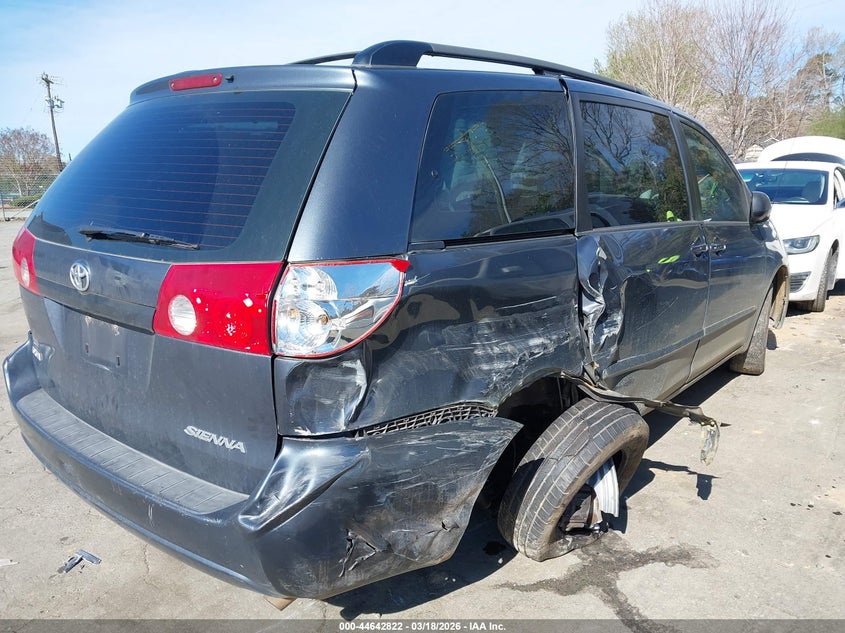 2008 TOYOTA SIENNA auction photo 6