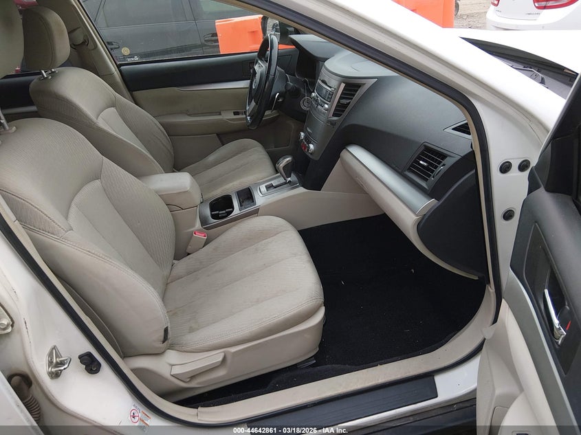 2010 Subaru Outback 2.5I Premium