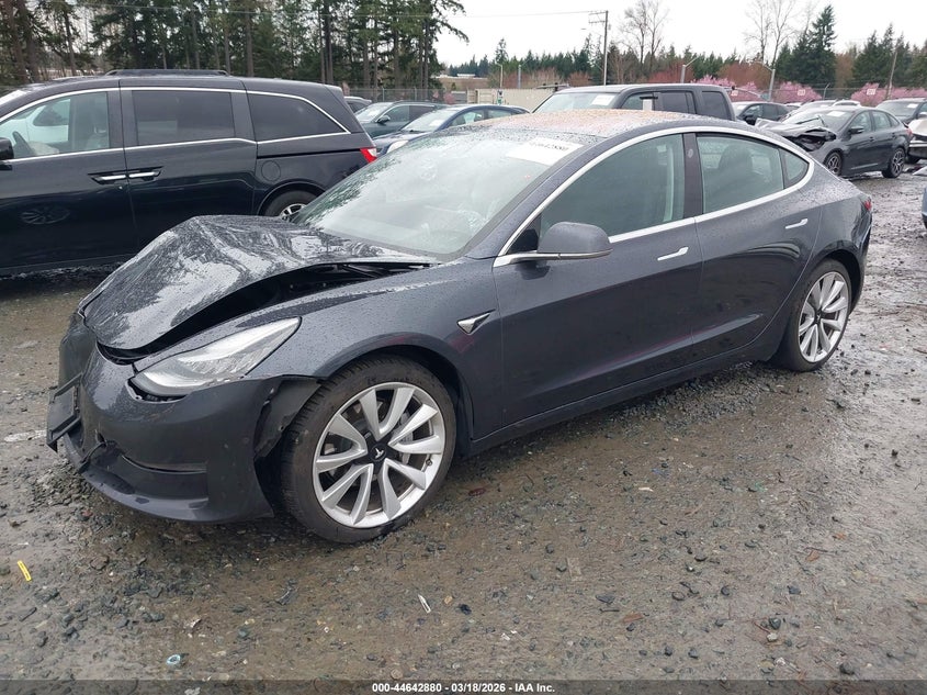 2018 Tesla Model 3 Long Range/Performance