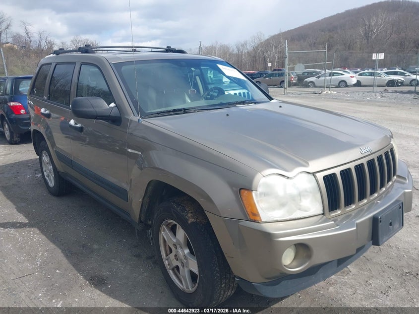2005 Jeep Grand Cherokee Laredo