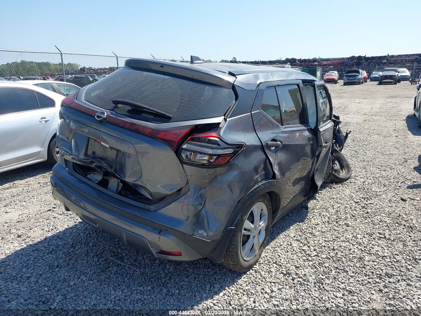 2022 Nissan Kicks S Xtronic Cvt