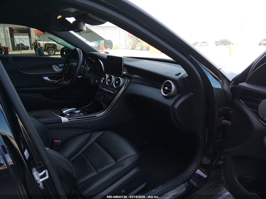 2015 Mercedes-Benz C 400 4Matic