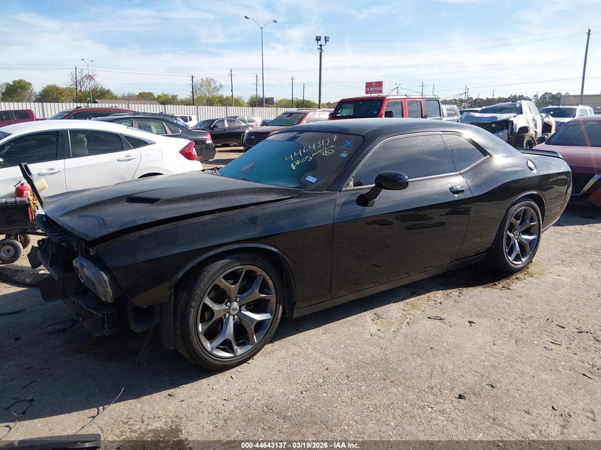 2017 Dodge Challenger Sxt