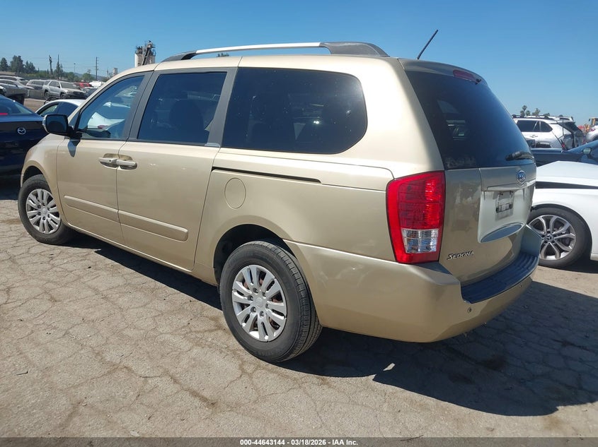 2011 Kia Sedona Lx