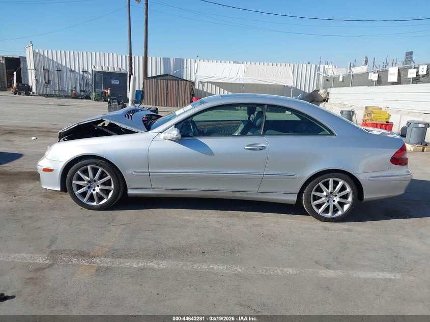 2007 Mercedes-Benz Clk 350 VIN: WDBTJ56H27F216085 Lot: 44643281