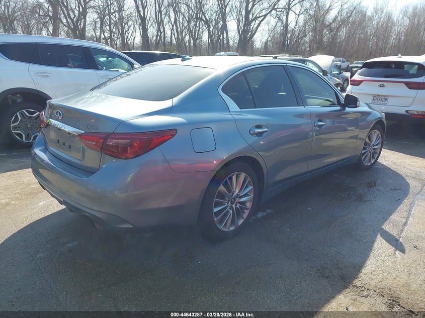 2018 Infiniti Q50 3.0T Luxe