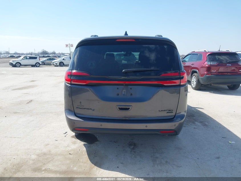 2022 Chrysler Pacifica - view 17