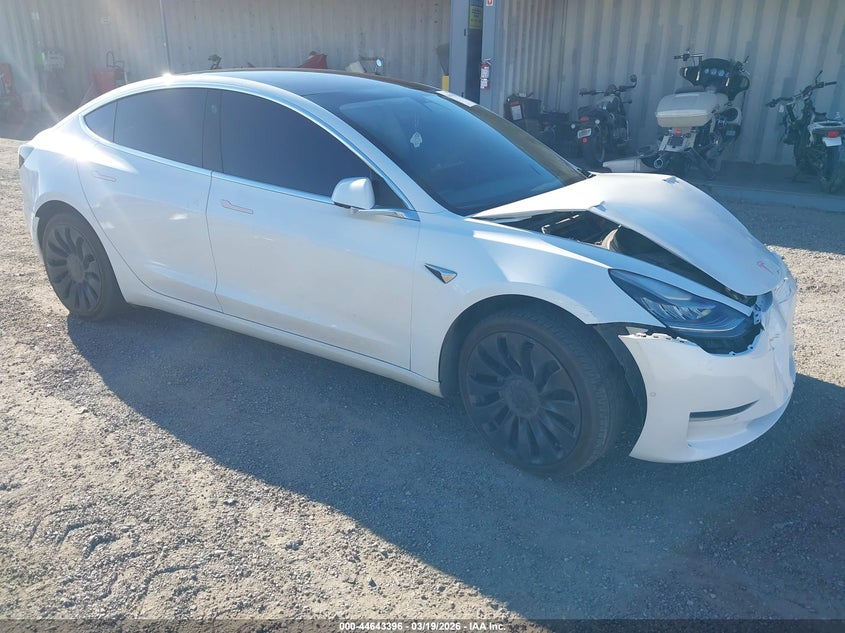 2018 Tesla Model 3 Long Range/Mid Range