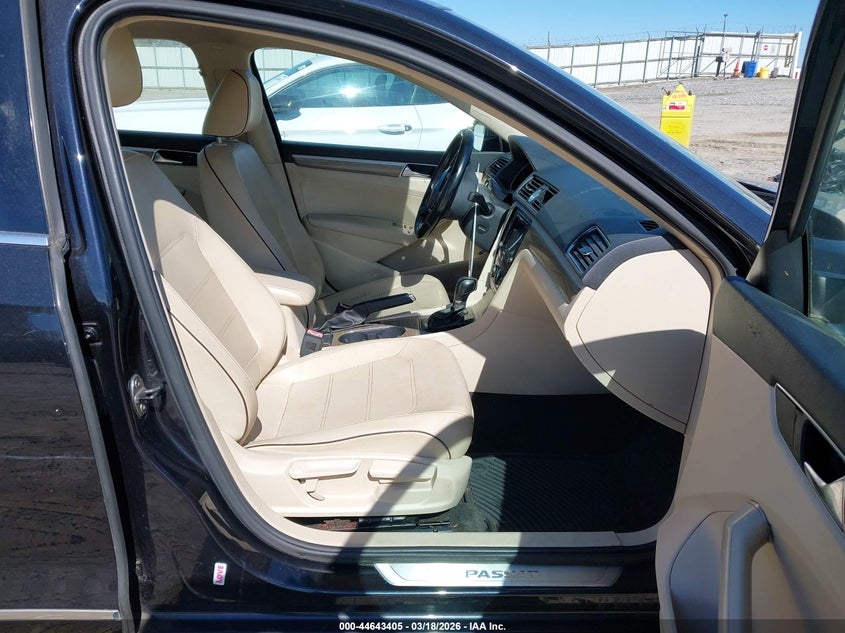 2017 Volkswagen Passat 1.8T Se