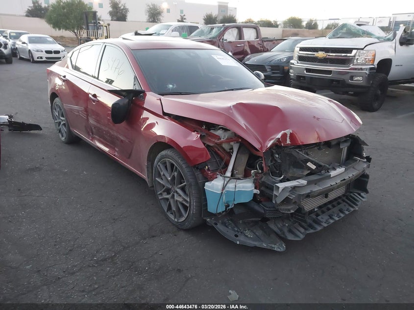 2023 Nissan Altima Sr Vc-Turbo Fwd