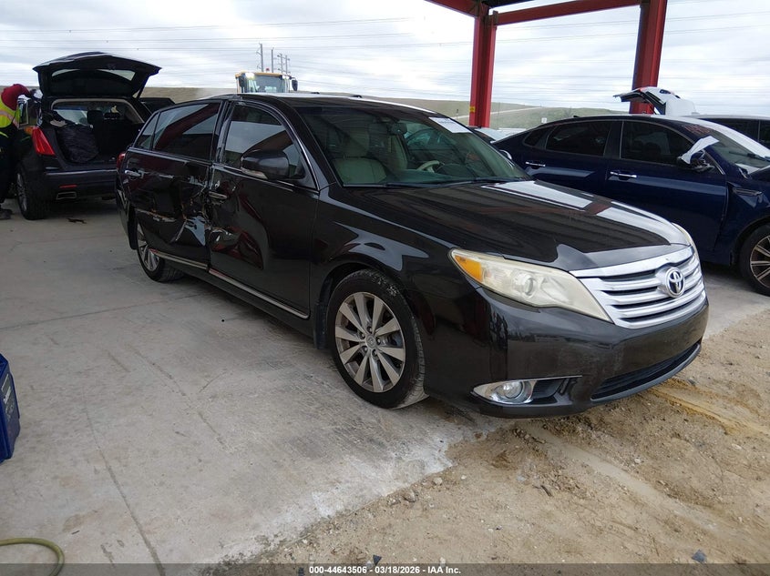 2011 Toyota Avalon Limited