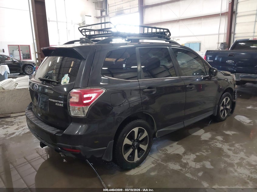Vin: jf2sjarc0hh448357, lot: 45140526, subaru forester 2.5i limited 20174