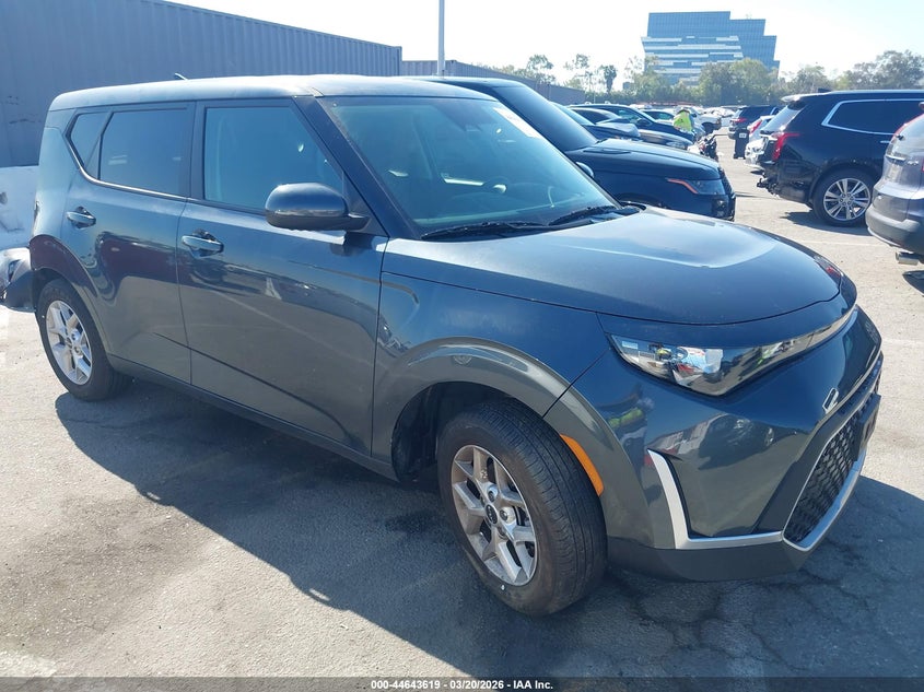 2025 Kia Soul Lx