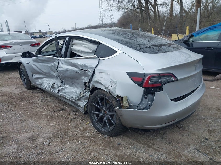 2018 Tesla Model 3 Long Range/Performance