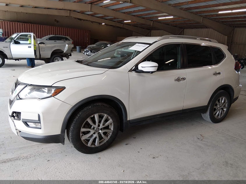 2018 Nissan Rogue Sv