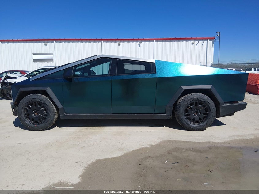 2024 Tesla Cybertruck All-Wheel Drive VIN: 7G2CEHED0RA022274 Lot: 44643857