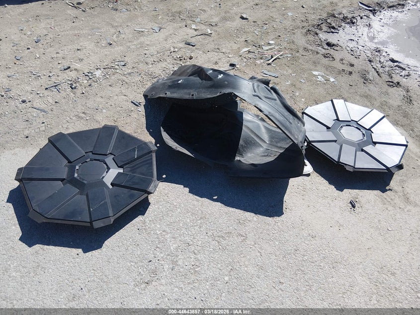 2024 Tesla Cybertruck All-Wheel Drive VIN: 7G2CEHED0RA022274 Lot: 44643857