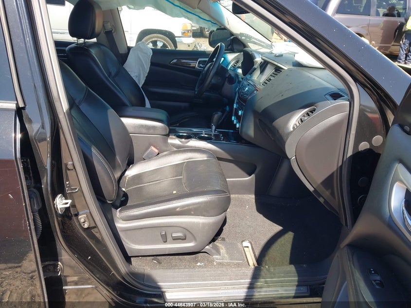 2015 Nissan Pathfinder Platinum