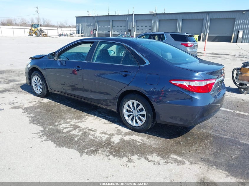 2015 Toyota Camry Le