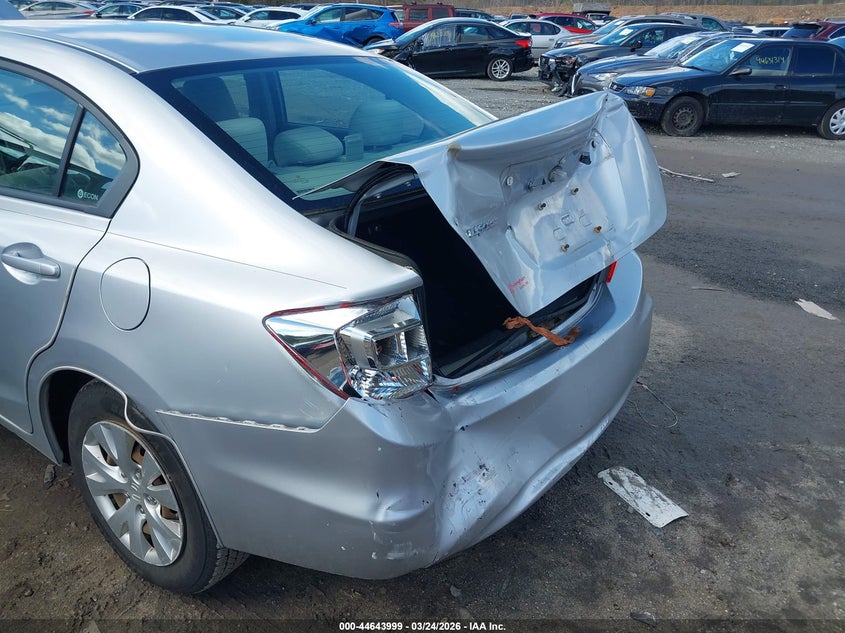 2012 Honda Civic 1.8 Lx silver Lot 111044643999 Vin 2HGFB2F51CH558928