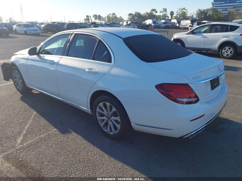 2019 Mercedes-Benz E 300