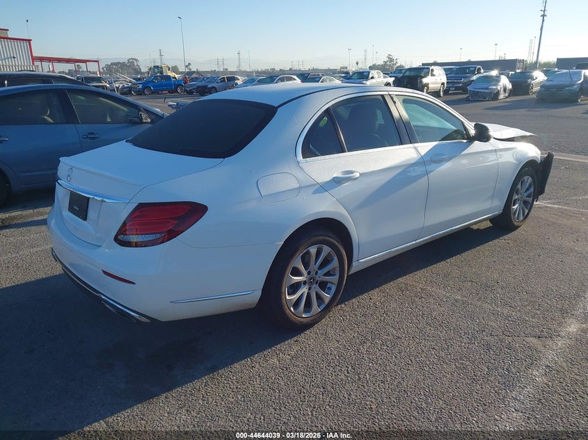 2019 Mercedes-Benz E 300