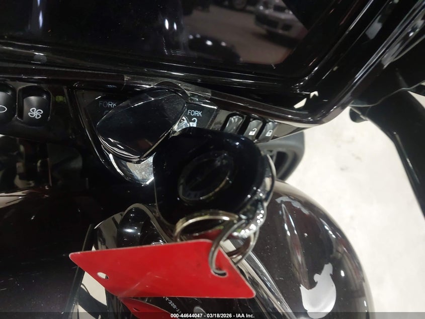 2022 Harley-Davidson Flhtcutgse VIN: 1HD1TBH18NB952940 Lot: 44644047