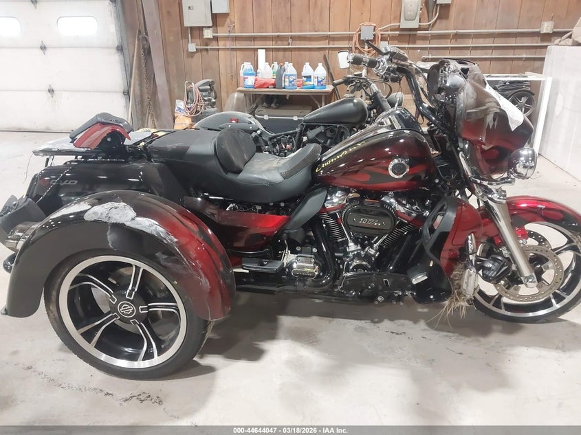 2022 Harley-Davidson Flhtcutgse VIN: 1HD1TBH18NB952940 Lot: 44644047