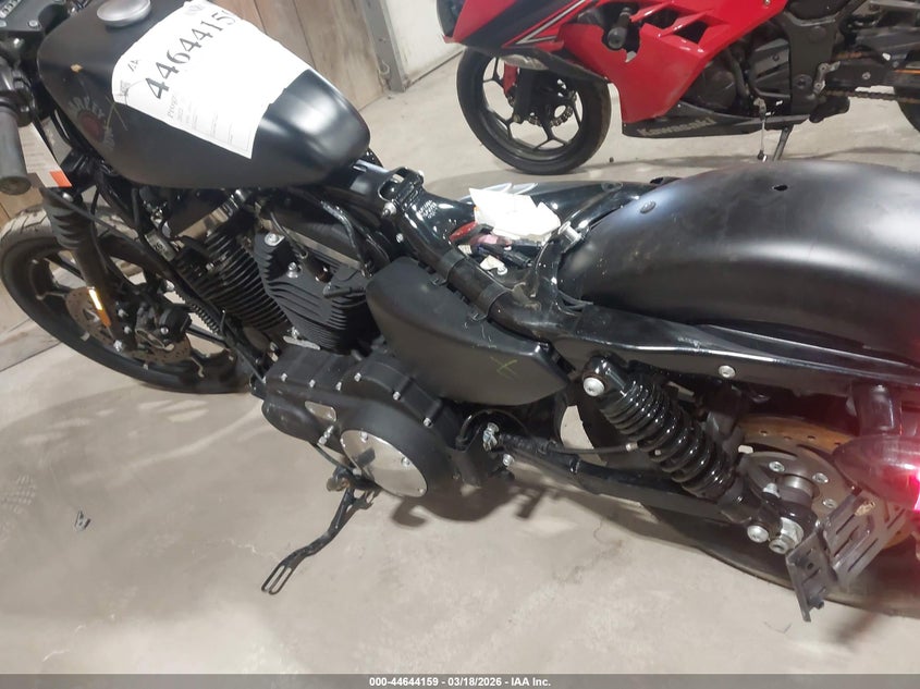 2022 Harley-Davidson Xl883 N VIN: 1HD4LE212NB403192 Lot: 44644159