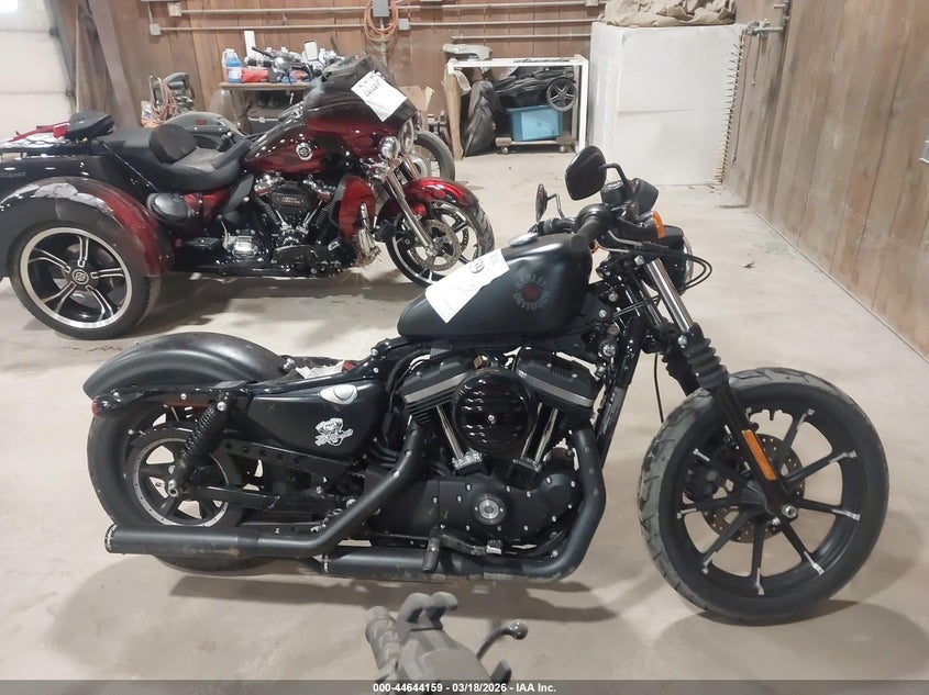 2022 Harley-Davidson Xl883 N VIN: 1HD4LE212NB403192 Lot: 44644159