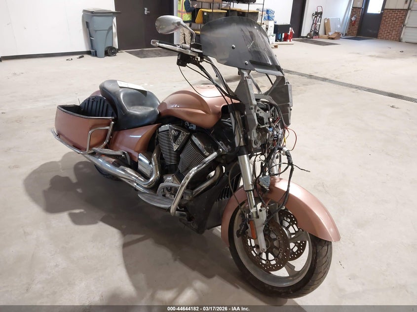 2013 Victory Motorcycles Cross Country Tour