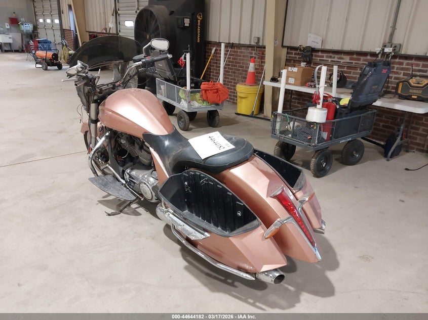 2013 Victory Motorcycles Cross Country Tour