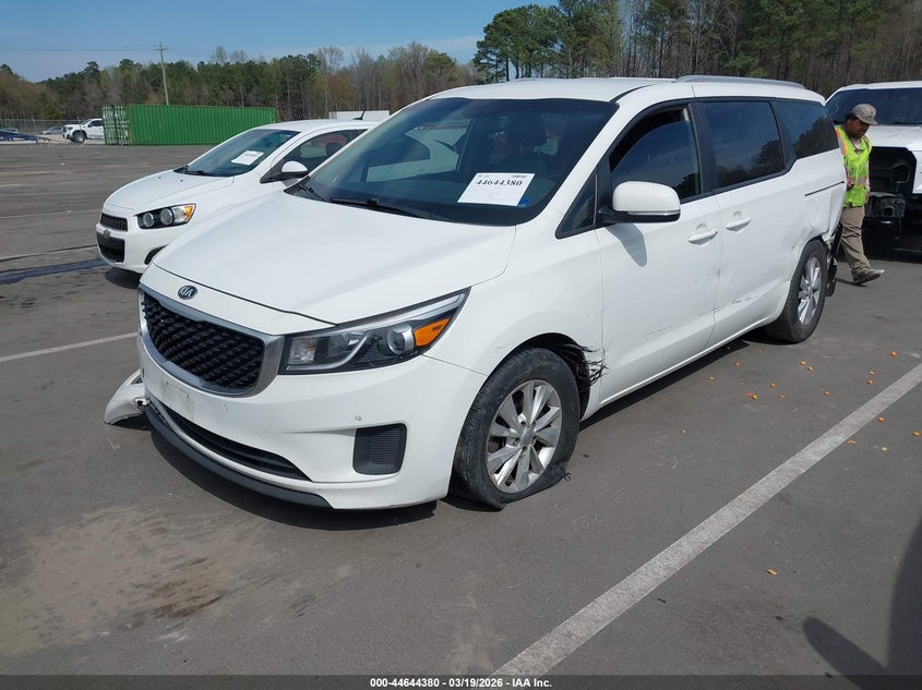 2017 Kia Sedona Lx