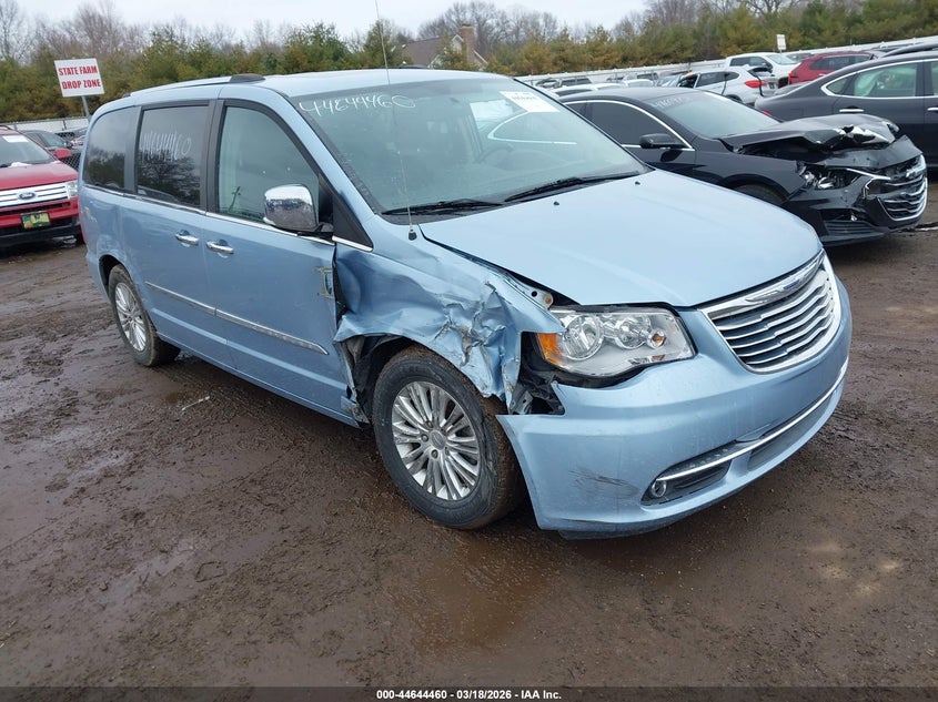 2016 Chrysler Town & Country Limited