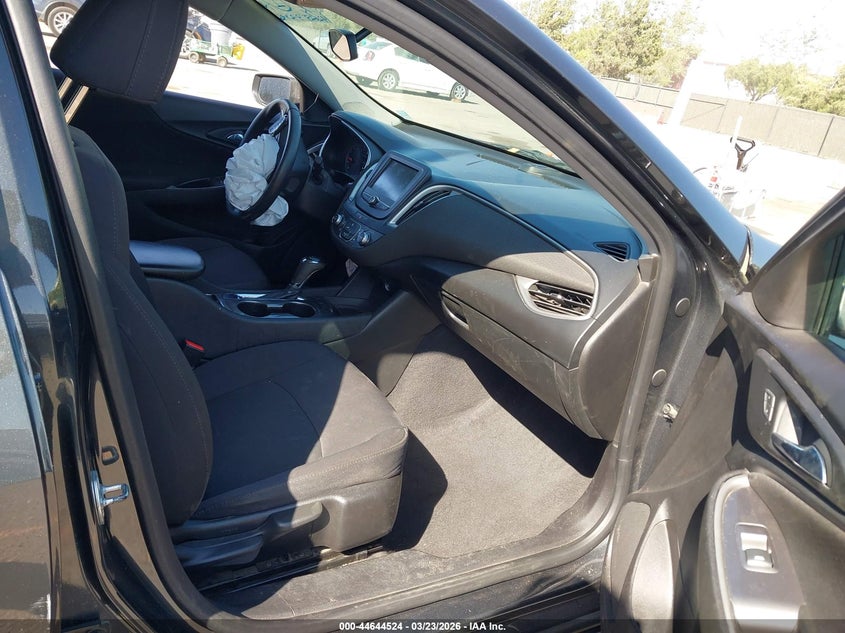 2017 Chevrolet Malibu 1Fl