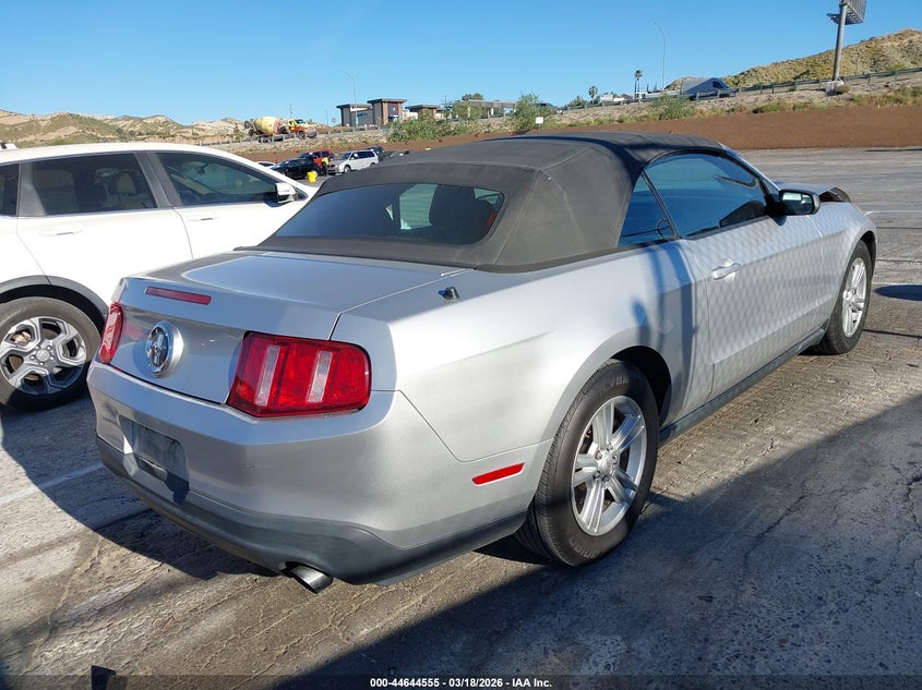 2011 Ford Mustang V6