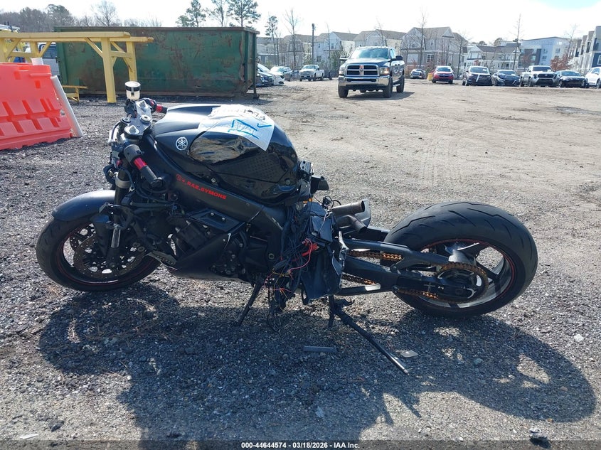 2005 Yamaha Yzfr1 VIN: JYARN13E85A010746 Lot: 44644574