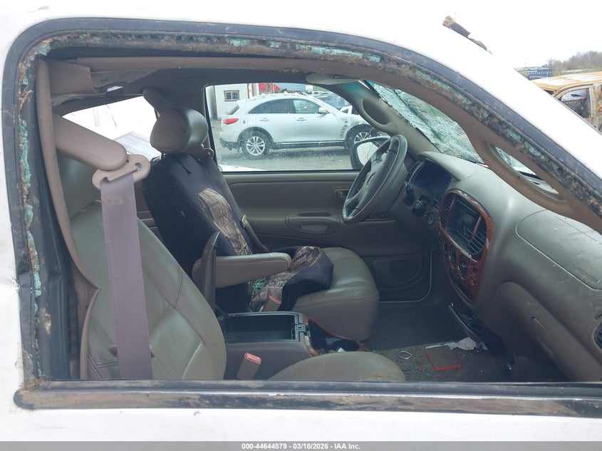 2001 Toyota Tundra Ltd V8